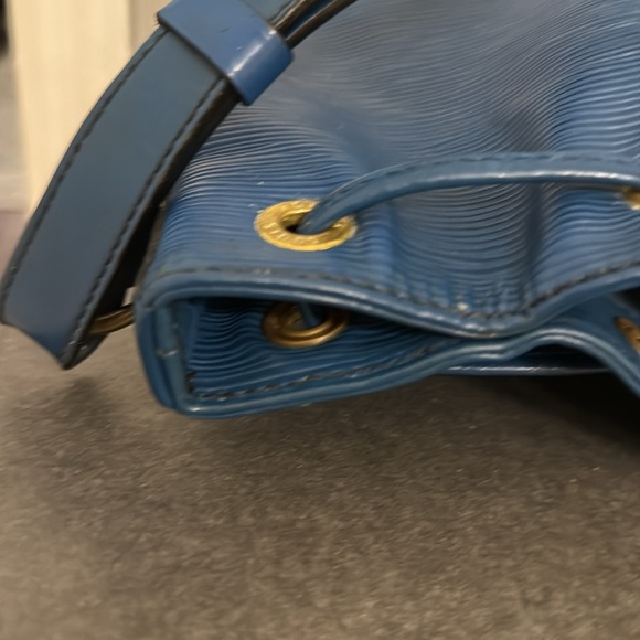 Preloved Louis Vuitton epi Noe GM bucket bag - Picture 14 of 16